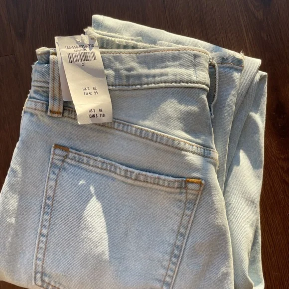 High Rise Skinny Jean - Picture 4 of 5